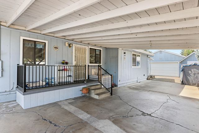 2590 Happy Valley Drive, Medford, OR 97501