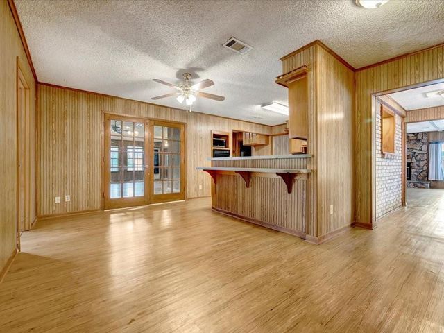 312 Pinecrest Drive, Trinity, TX 75862