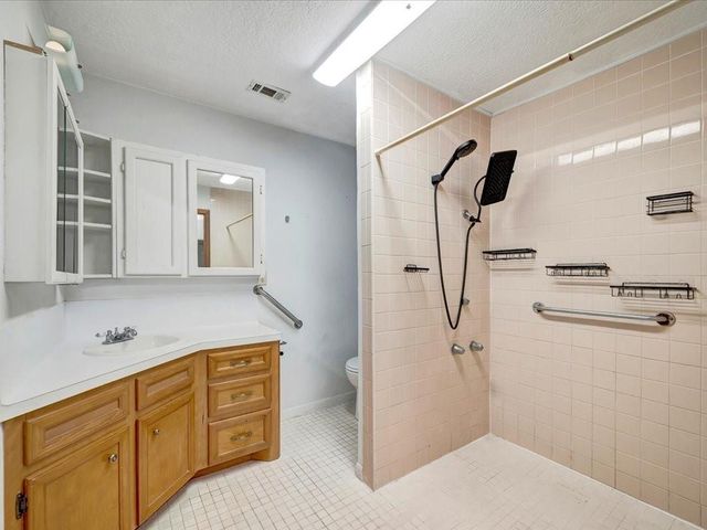 312 Pinecrest Drive, Trinity, TX 75862