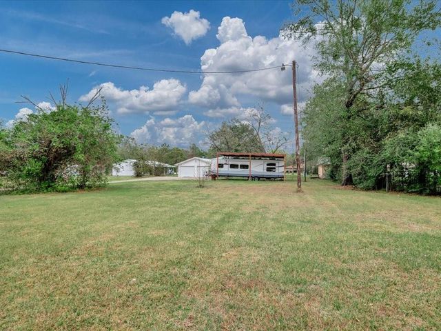 312 Pinecrest Drive, Trinity, TX 75862