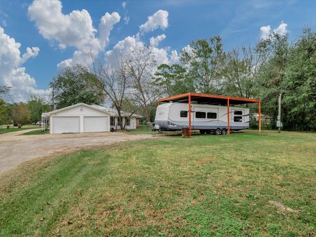 312 Pinecrest Drive, Trinity, TX 75862