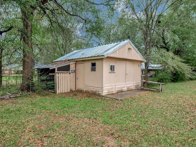 312 Pinecrest Drive, Trinity, TX 75862