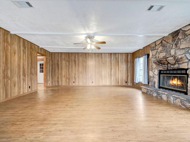 312 Pinecrest Drive, Trinity, TX 75862