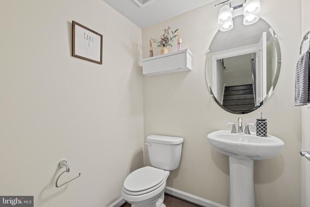 7715 CRESAP LN, Hanover, MD 21076