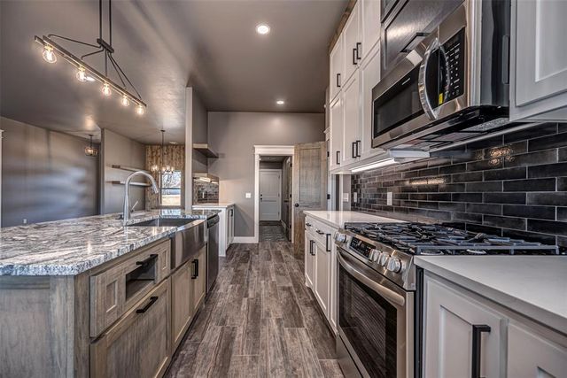 1110 County Street 2958, Tuttle, OK 73089