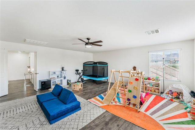 6733 Chelsea Ridge Court, North Las Vegas, NV 89084