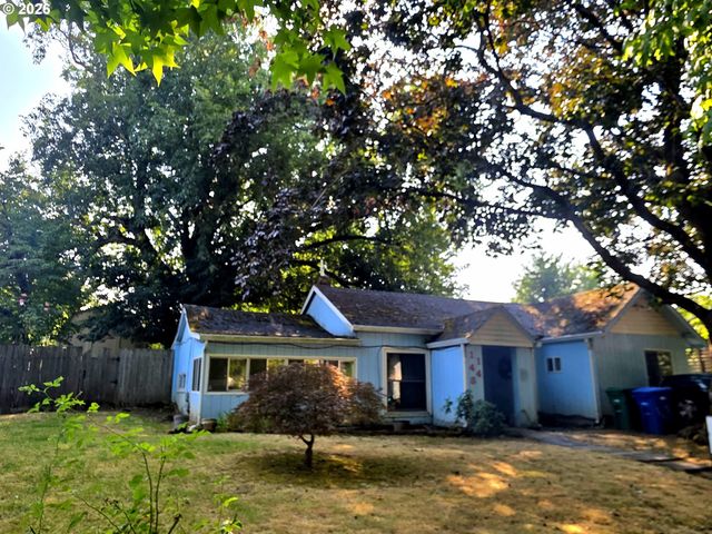 11448 Se 30TH Ave Se, Milwaukie, OR 97222