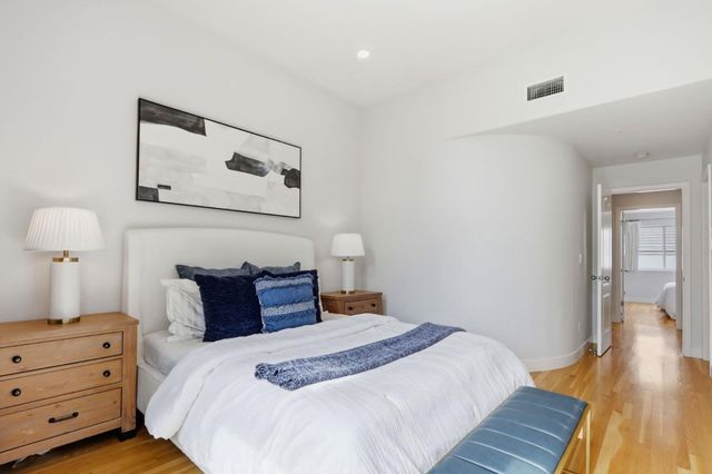 993 Asilomar Terrace 3, Sunnyvale, CA 94086