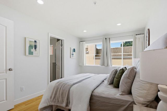 993 Asilomar Terrace 3, Sunnyvale, CA 94086