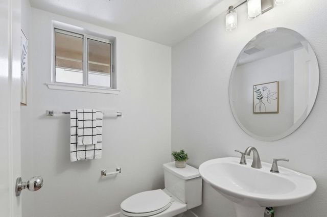 993 Asilomar Terrace 3, Sunnyvale, CA 94086