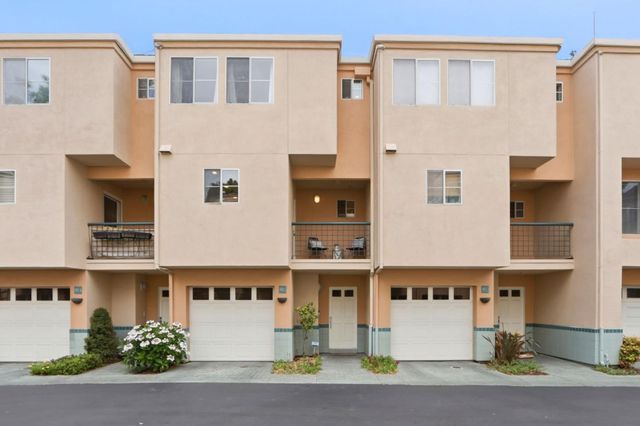 993 Asilomar Terrace 3, Sunnyvale, CA 94086