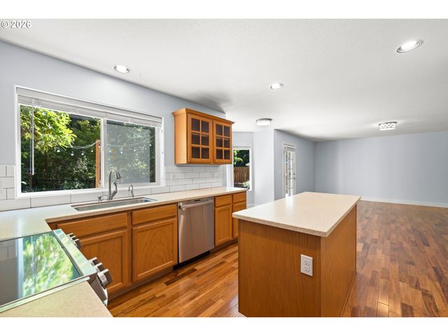 174 Se 59TH Ln, Hillsboro, OR 97129