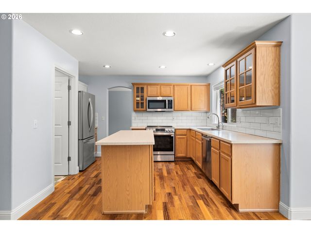 174 Se 59TH Ln, Hillsboro, OR 97129
