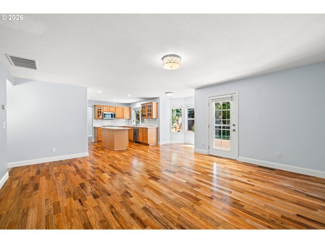 174 Se 59TH Ln, Hillsboro, OR 97129