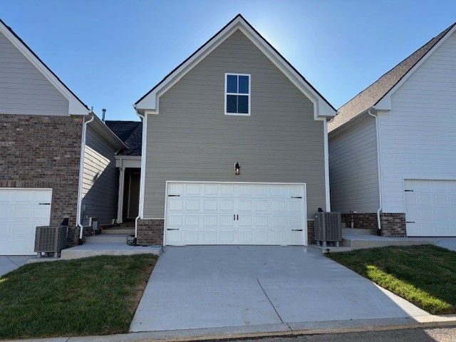 421 W Stonehaus Xing, Antioch, TN 37013