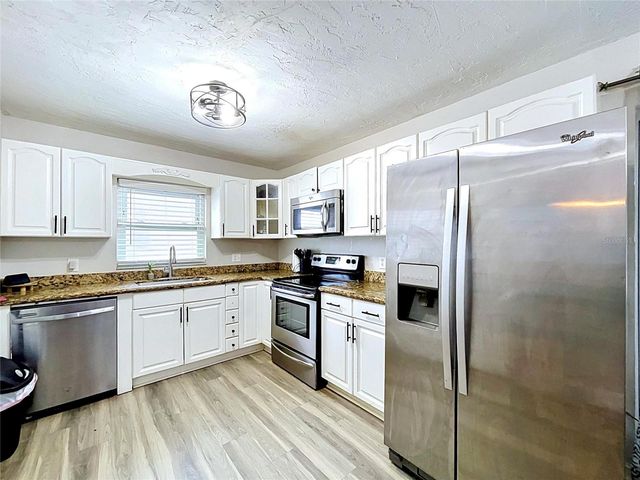 8320 43RD WAY N, Pinellas Park, FL 33781