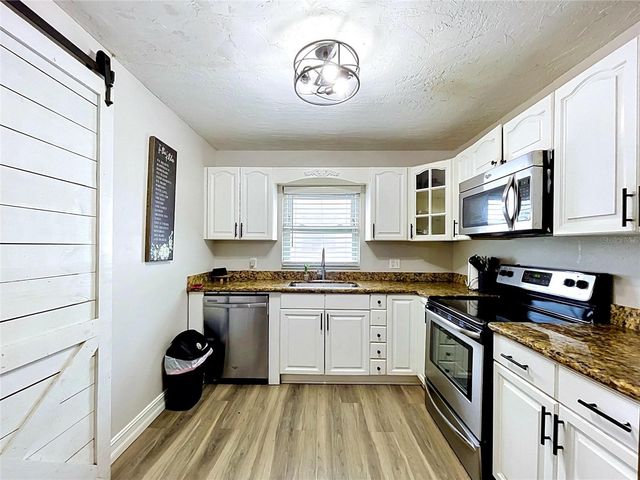 8320 43RD WAY N, Pinellas Park, FL 33781