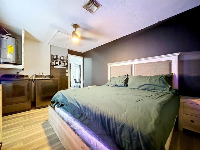8320 43RD WAY N, Pinellas Park, FL 33781