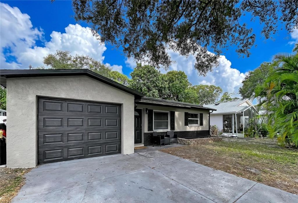 8320 43RD WAY N, Pinellas Park, FL 33781