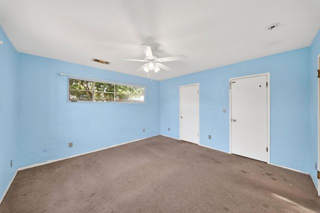 1025 W Fedora Avenue, Fresno, CA 93705