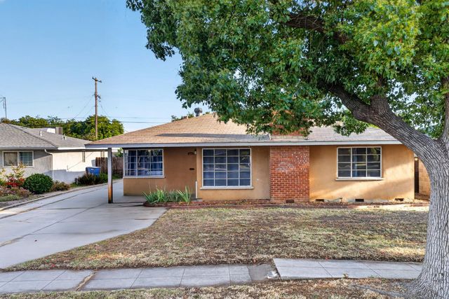 1025 W Fedora Avenue, Fresno, CA 93705