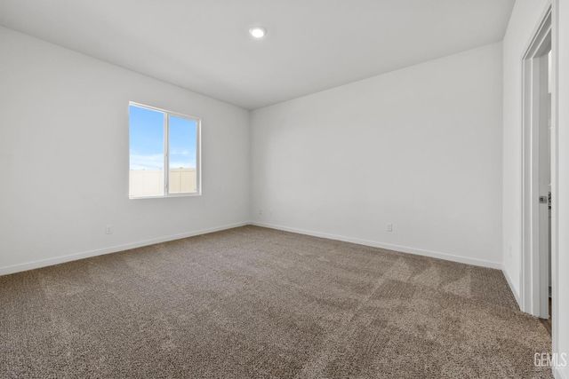 8000 Ita Palm Way, Bakersfield, CA 93313