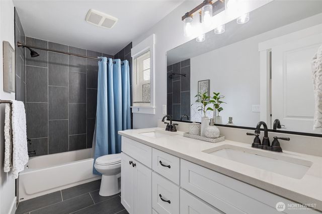 5807 204th Street Ct E, Spanaway, WA 98387