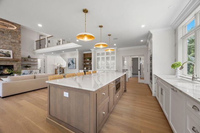 26 Wheeler Road, Mashpee, MA 02649