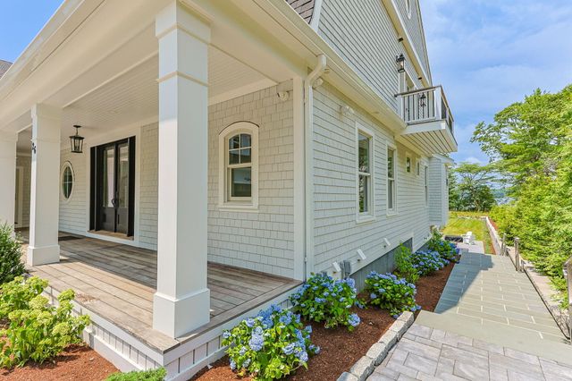 26 Wheeler Road, Mashpee, MA 02649