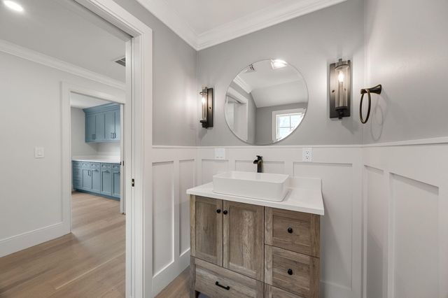 26 Wheeler Road, Mashpee, MA 02649
