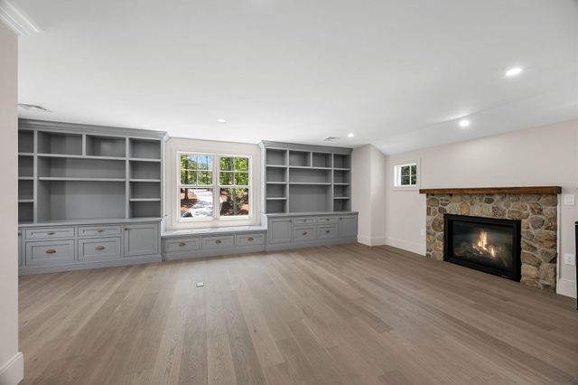26 Wheeler Road, Mashpee, MA 02649