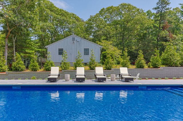 26 Wheeler Road, Mashpee, MA 02649