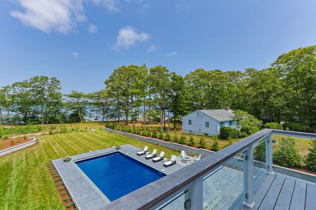 26 Wheeler Road, Mashpee, MA 02649