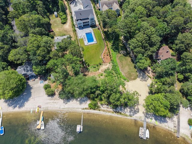 26 Wheeler Road, Mashpee, MA 02649
