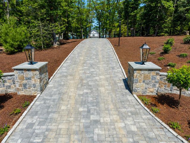 26 Wheeler Road, Mashpee, MA 02649