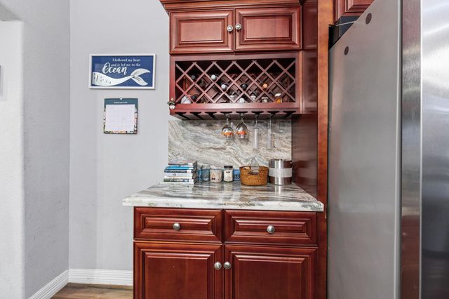 2217 Grover Avenue, Galveston, TX 77551