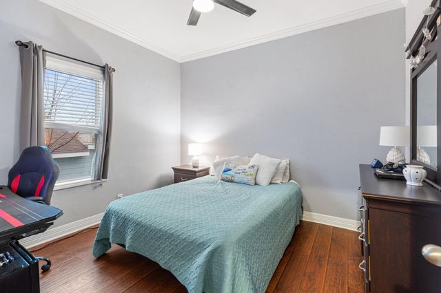 2217 Grover Avenue, Galveston, TX 77551