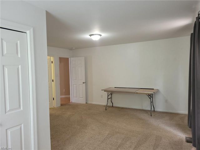 628 Redgate Ave Apt A, Norfolk, VA 23507