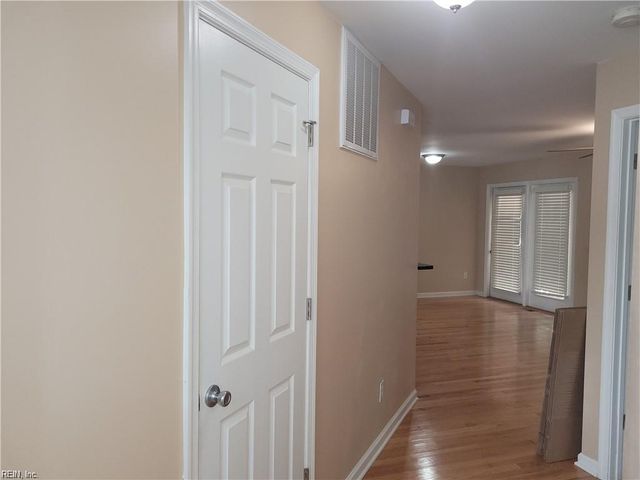 628 Redgate Ave Apt A, Norfolk, VA 23507