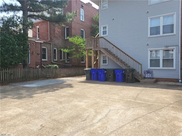 628 Redgate Ave Apt A, Norfolk, VA 23507
