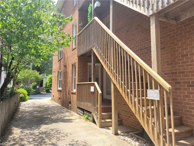 628 Redgate Ave Apt A, Norfolk, VA 23507