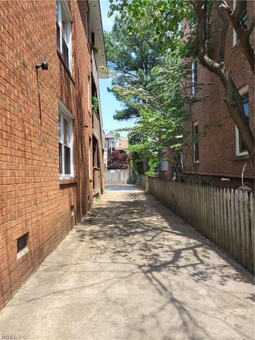628 Redgate Ave Apt A, Norfolk, VA 23507