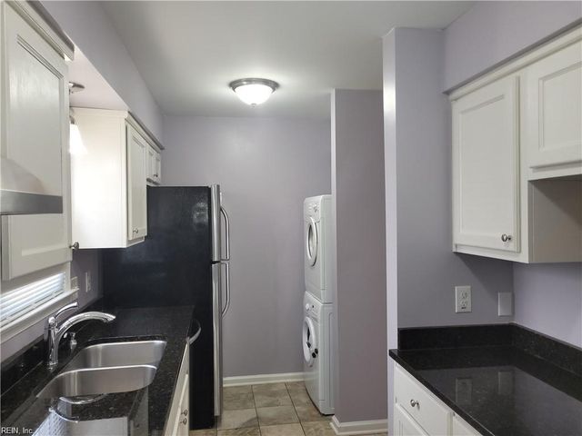 628 Redgate Ave Apt A, Norfolk, VA 23507