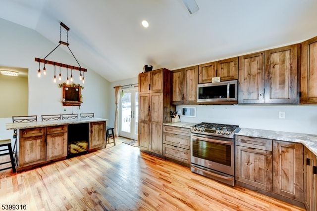 149 Maple Rd, Franklin Boro, NJ 07416