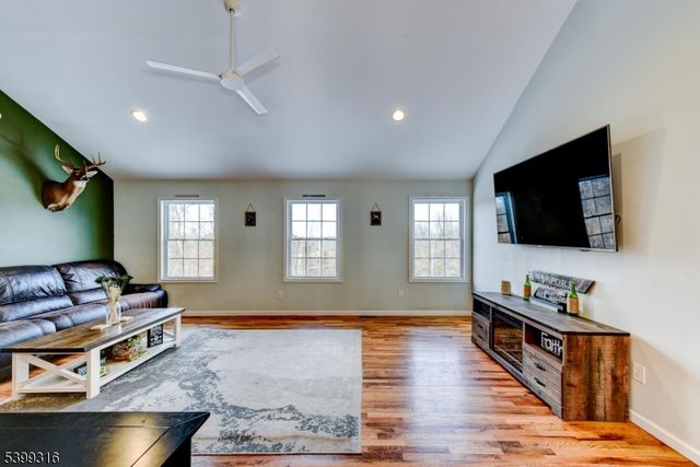 149 Maple Rd, Franklin Boro, NJ 07416