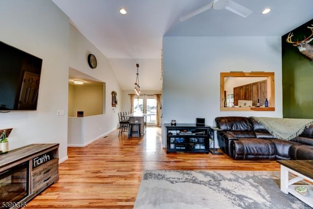 149 Maple Rd, Franklin Boro, NJ 07416