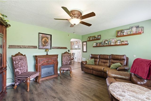 1630 Old Brodhead Rd, Center Twp, PA 15061