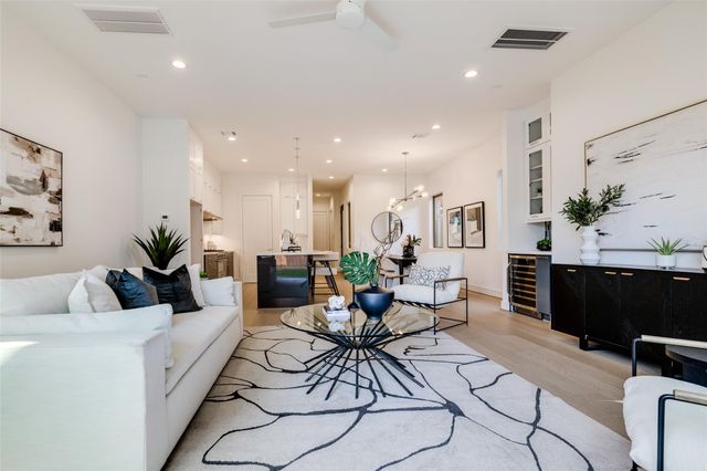 2630 Peckham Street, Houston, TX 77098