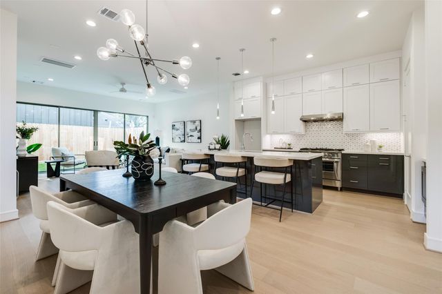 2630 Peckham Street, Houston, TX 77098
