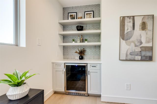 2630 Peckham Street, Houston, TX 77098